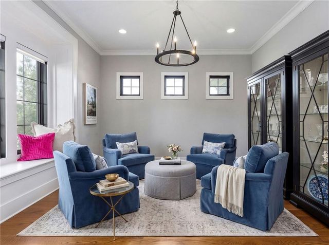 16913 Bond Street, Overland Park, KS 66221