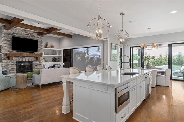 16913 Bond Street, Overland Park, KS 66221