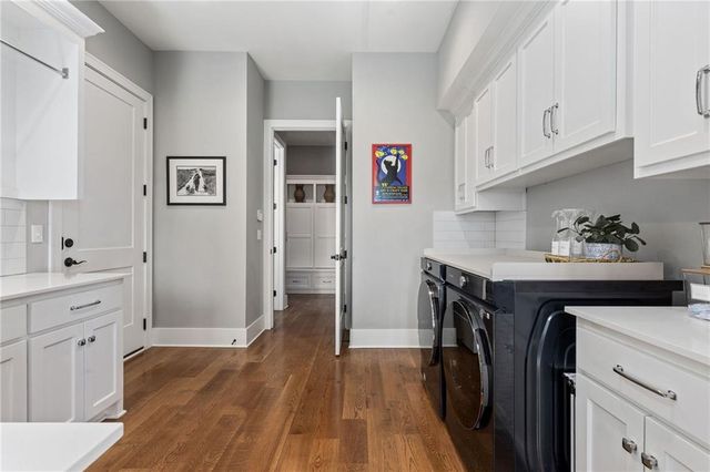 16913 Bond Street, Overland Park, KS 66221