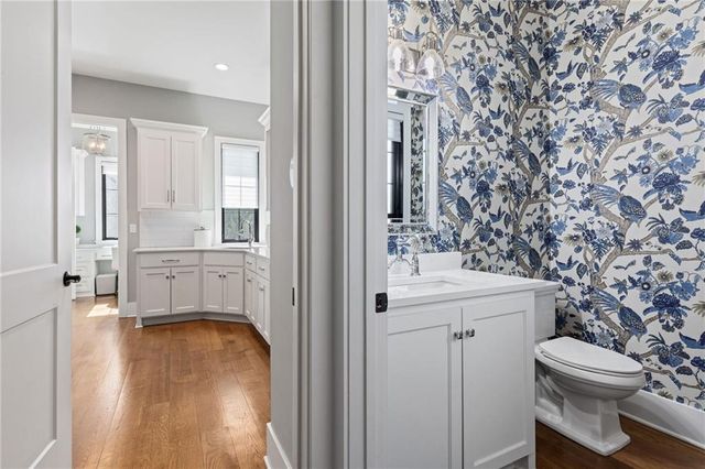 16913 Bond Street, Overland Park, KS 66221