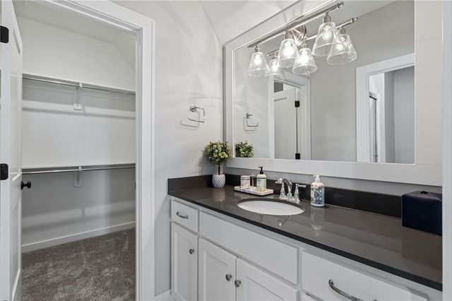 16913 Bond Street, Overland Park, KS 66221