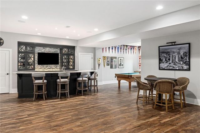 16913 Bond Street, Overland Park, KS 66221