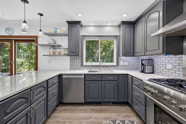 3410 Overlook Drive, Richmond, IL 60071