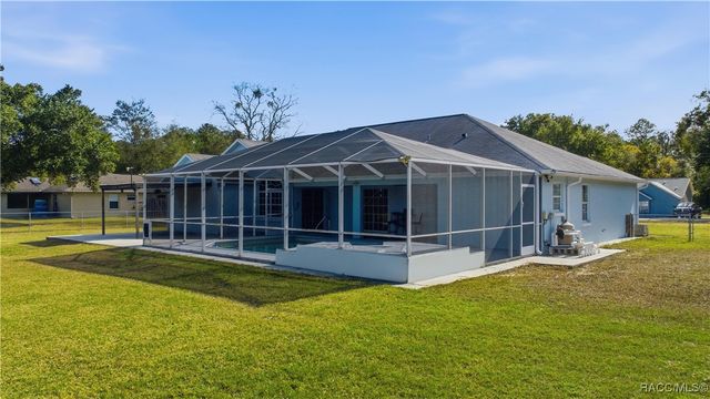 20201 SW Cardinal Avenue, Dunnellon, FL 34431