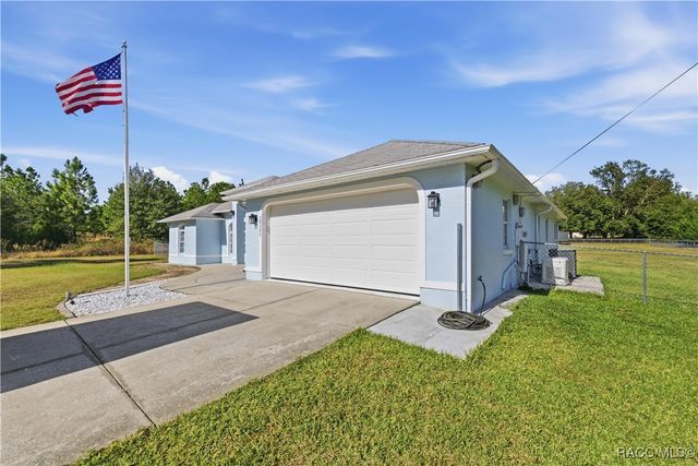 20201 SW Cardinal Avenue, Dunnellon, FL 34431