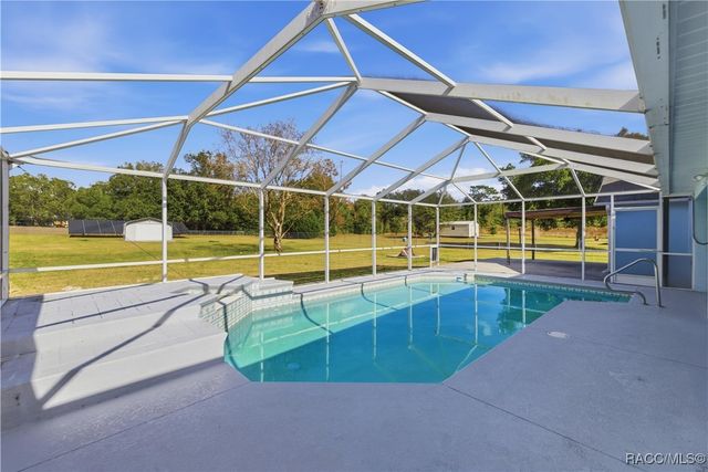 20201 SW Cardinal Avenue, Dunnellon, FL 34431