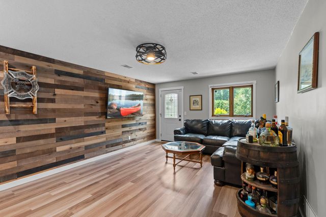 8419 Cooper Way, Inver Grove Heights, MN 55076