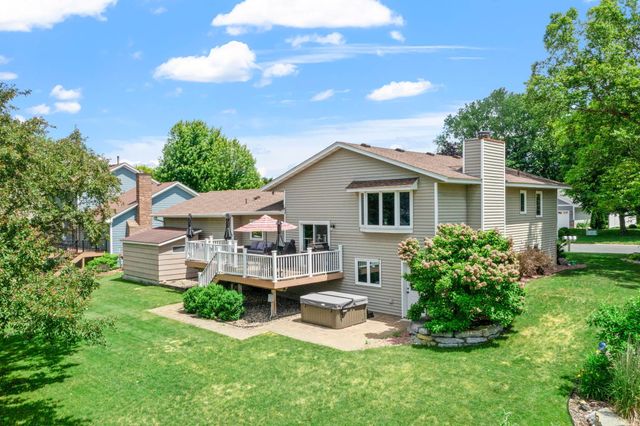 8419 Cooper Way, Inver Grove Heights, MN 55076