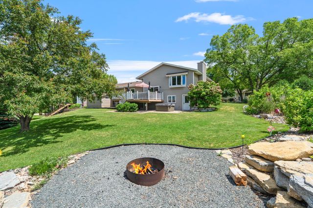 8419 Cooper Way, Inver Grove Heights, MN 55076