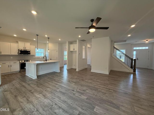 180 Kipling Creek Drive, Fuquay Varina, NC 27526