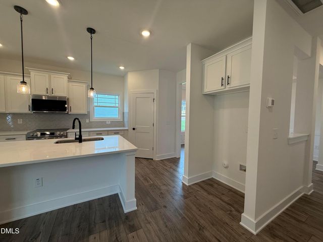 180 Kipling Creek Drive, Fuquay Varina, NC 27526