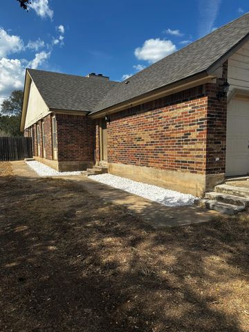 6004 Parkwood DR B, Austin, TX 78735