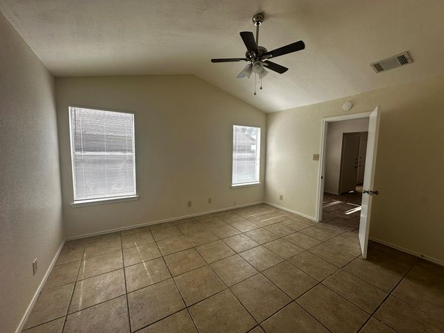 6004 Parkwood DR B, Austin, TX 78735