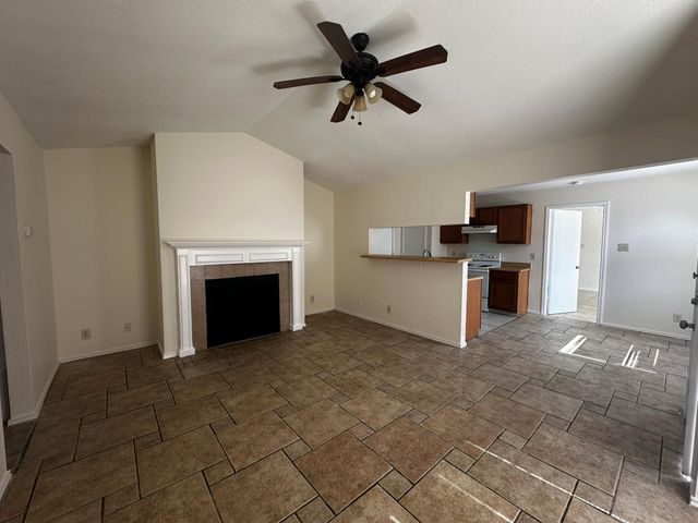 6004 Parkwood DR B, Austin, TX 78735