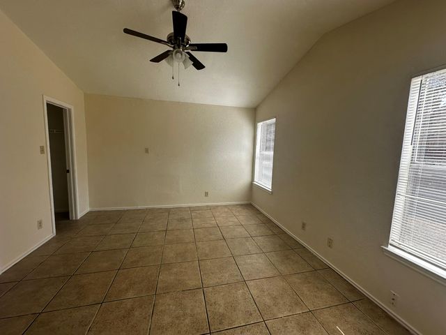 6004 Parkwood DR B, Austin, TX 78735