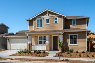 2534 Courtney Ave, Santa Rosa, CA 95403