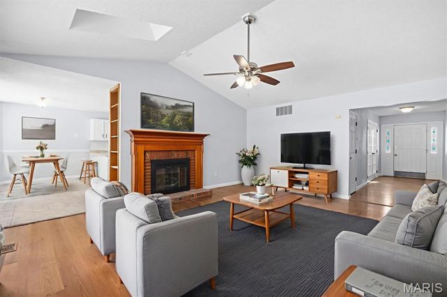 1018 Timber Creek Lane, O'fallon, IL 62269