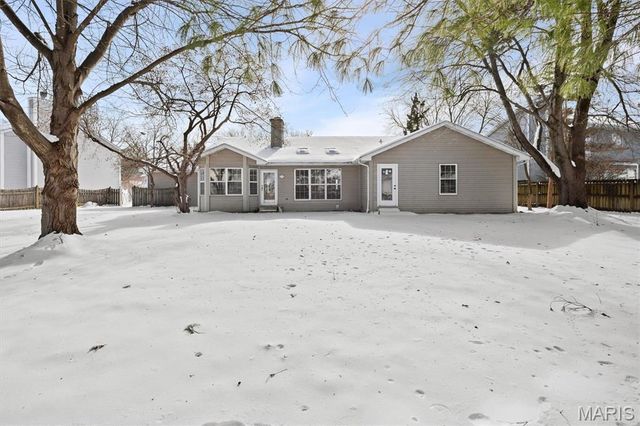 1018 Timber Creek Lane, O'fallon, IL 62269