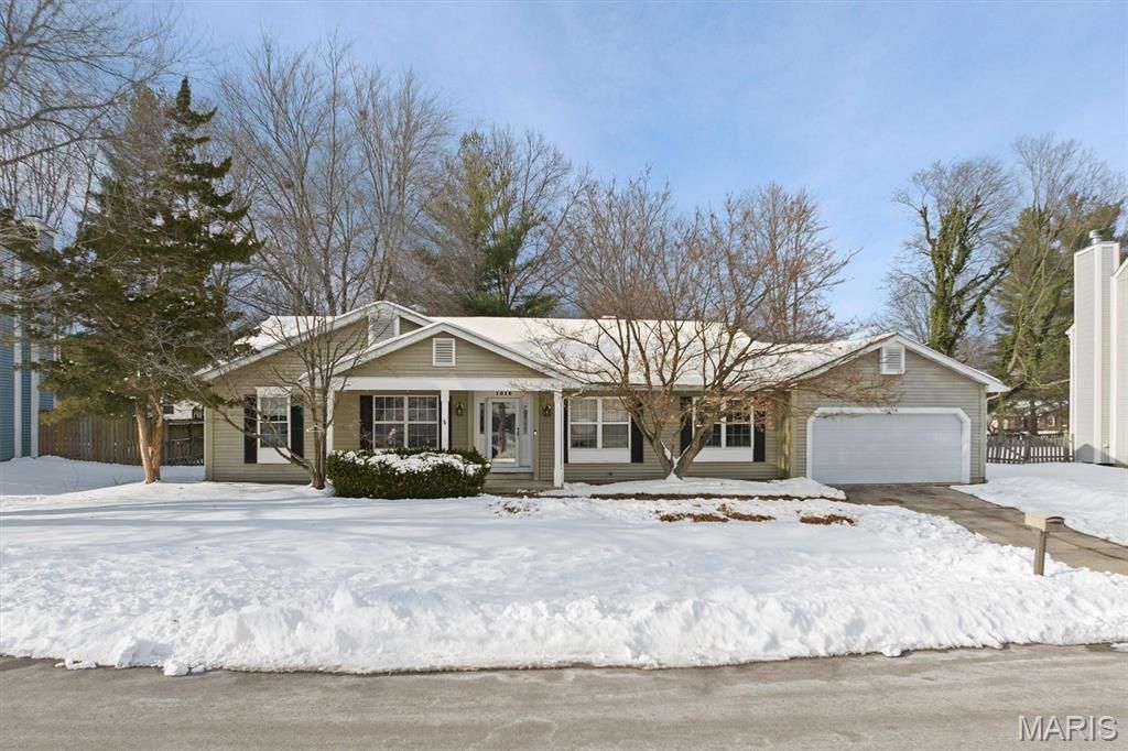 1018 Timber Creek Lane, O'fallon, IL 62269