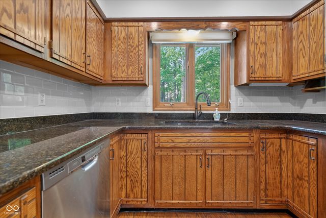 64 Hickory Ridge Circle, Cicero, IN 46034