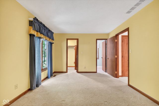 64 Hickory Ridge Circle, Cicero, IN 46034