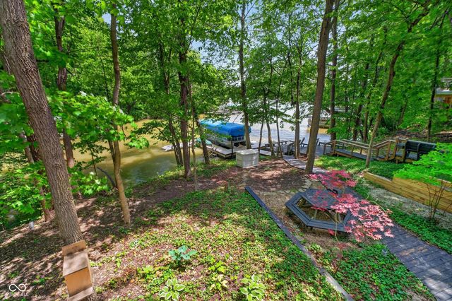 64 Hickory Ridge Circle, Cicero, IN 46034