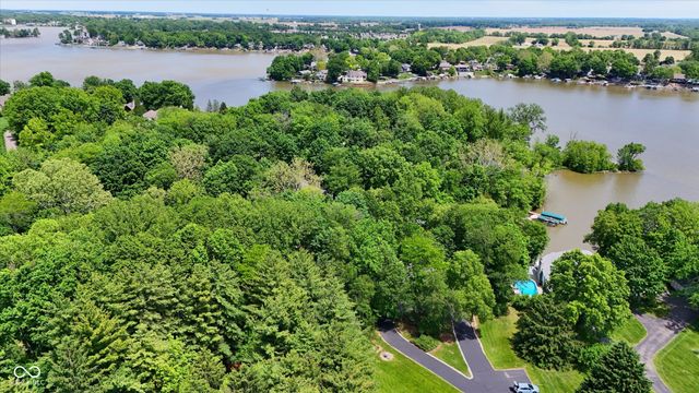 64 Hickory Ridge Circle, Cicero, IN 46034