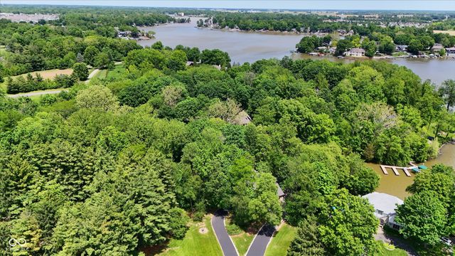 64 Hickory Ridge Circle, Cicero, IN 46034
