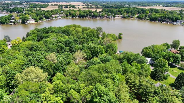 64 Hickory Ridge Circle, Cicero, IN 46034