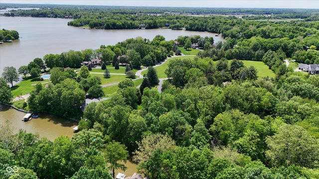 64 Hickory Ridge Circle, Cicero, IN 46034