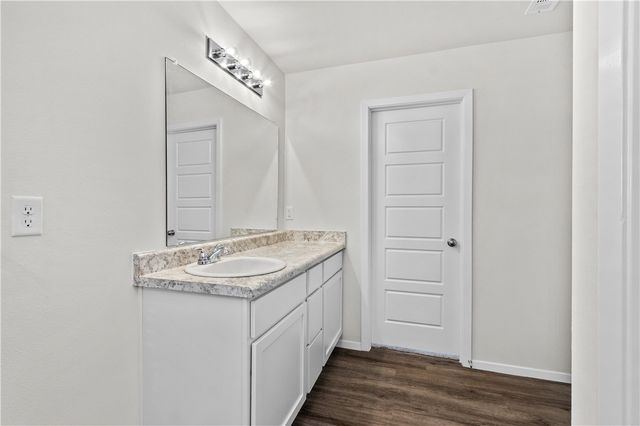 851 E Sparrow Circle, Fayetteville, AR 72701