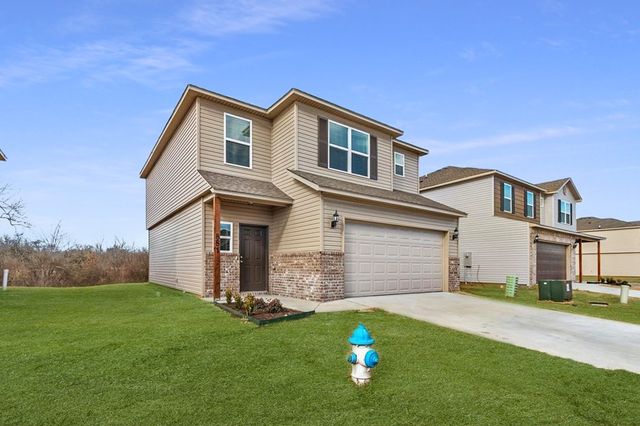 851 E Sparrow Circle, Fayetteville, AR 72701