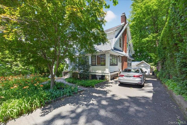 77 Irving Place, New Rochelle, NY 10801