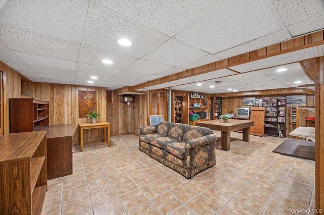 77 Irving Place, New Rochelle, NY 10801