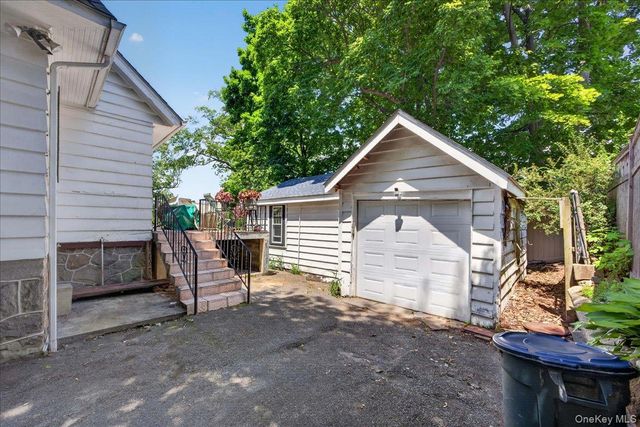 77 Irving Place, New Rochelle, NY 10801