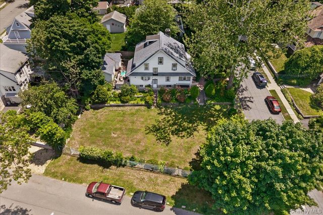 77 Irving Place, New Rochelle, NY 10801