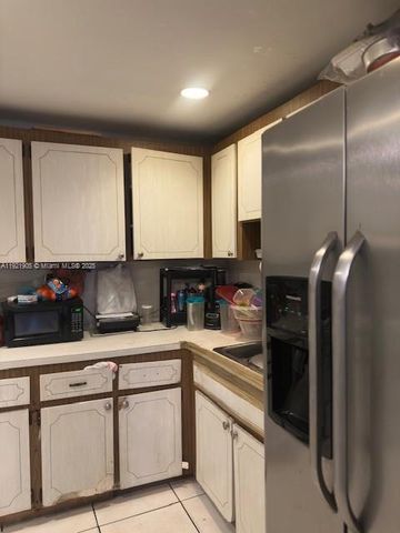 13725 NE 6th Ave 209, North Miami, FL 33161
