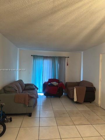 13725 NE 6th Ave 209, North Miami, FL 33161