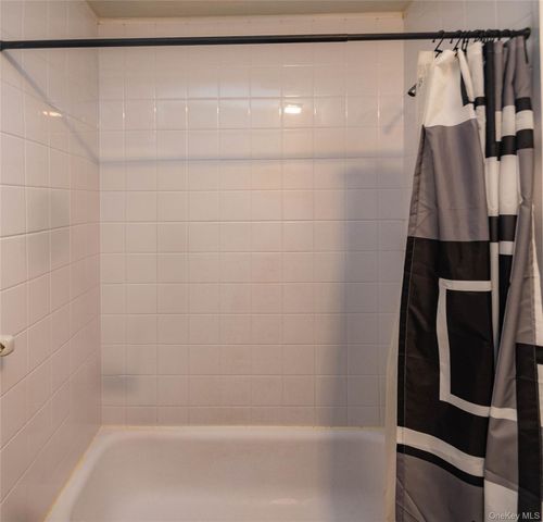 6 Reggie Drive, Wappingers Falls, NY 12590