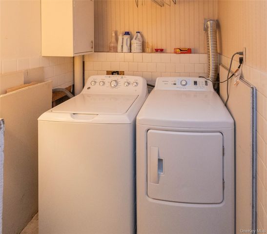 6 Reggie Drive, Wappingers Falls, NY 12590