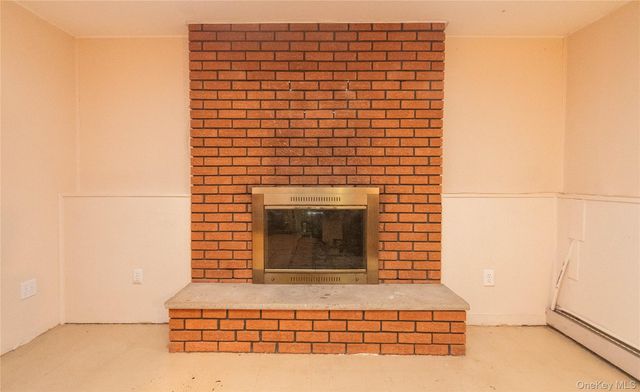 6 Reggie Drive, Wappingers Falls, NY 12590