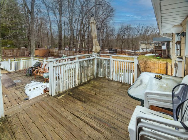 6 Reggie Drive, Wappingers Falls, NY 12590