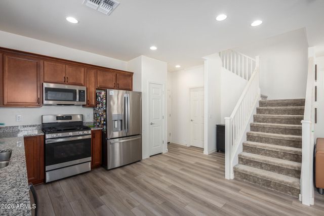 1280 W SPARROW Drive, San Tan Valley, AZ 85140