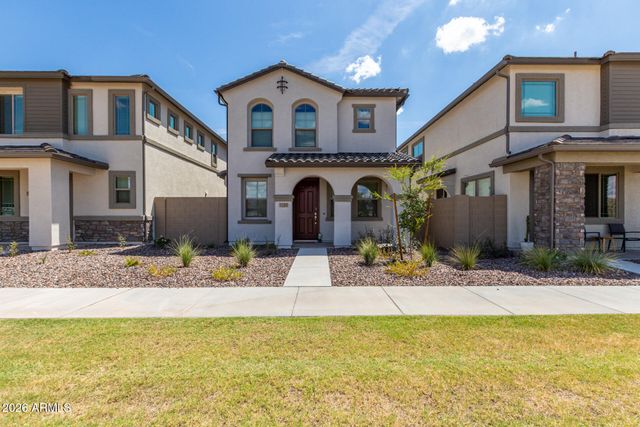 1280 W SPARROW Drive, San Tan Valley, AZ 85140