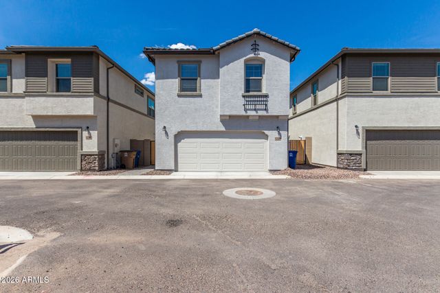 1280 W SPARROW Drive, San Tan Valley, AZ 85140