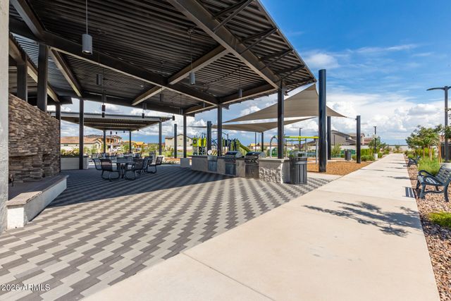 1280 W SPARROW Drive, San Tan Valley, AZ 85140