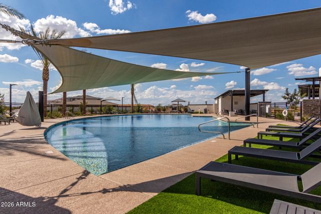1280 W SPARROW Drive, San Tan Valley, AZ 85140