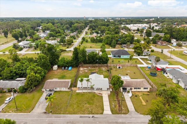 210 KENSINGTON AVENUE, Deland, FL 32724