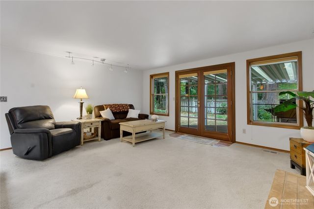 17532 SE 292nd Place, Kent, WA 98042