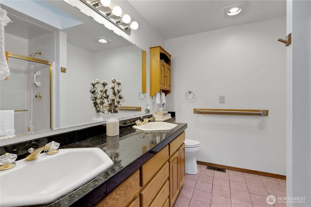 17532 SE 292nd Place, Kent, WA 98042